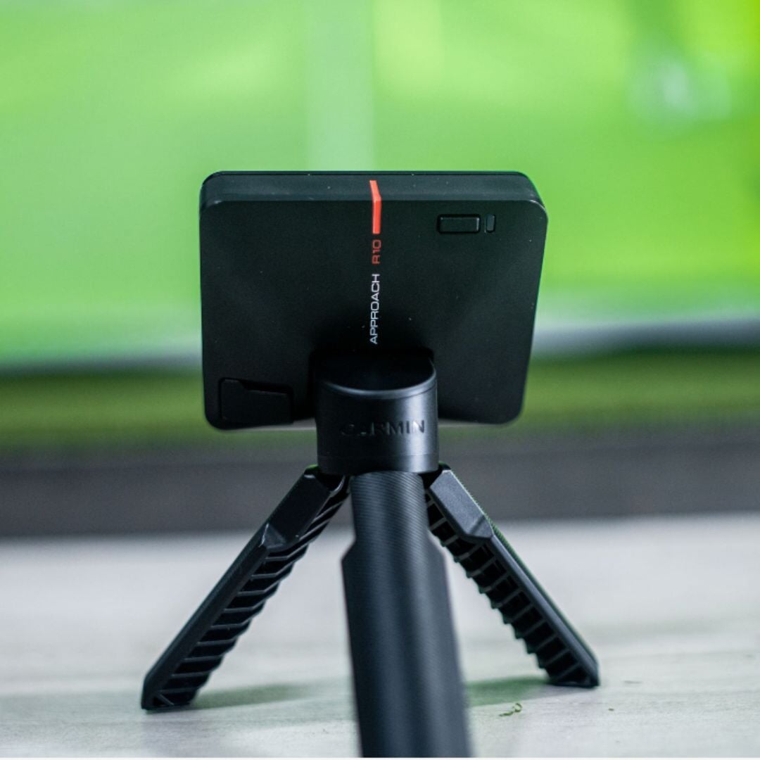 Garmin Approach R10 Garage Golf Simulator Package