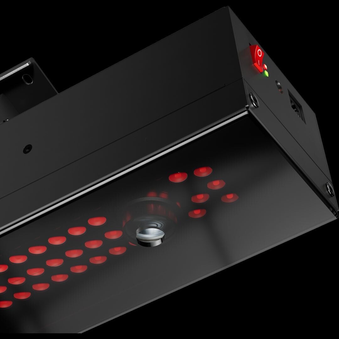 Uneekor EYE XR SIG8 Golf Simulator Package