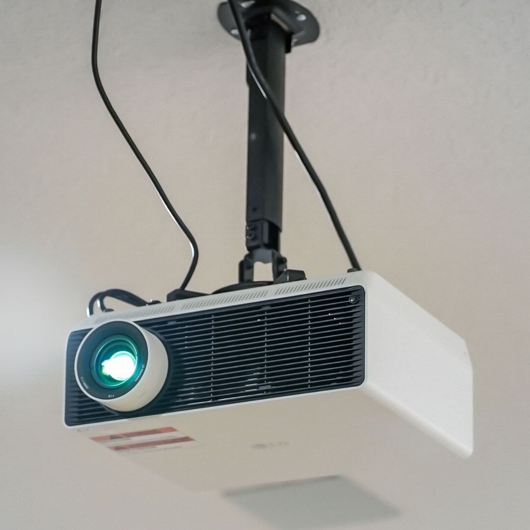LG-BU53RG 4K Short Throw Laser Golf Simulator Projector – Simulator Pro ...